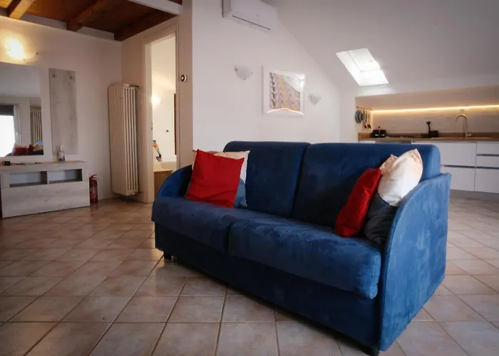 La Mansarda Apartament Stresa